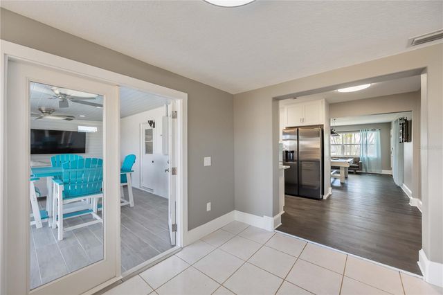 1824 RHOADES TERRACE, Sarasota, FL 34234