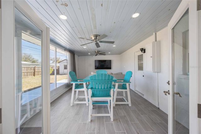 1824 RHOADES TERRACE, Sarasota, FL 34234