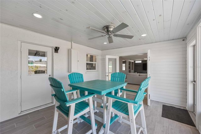 1824 RHOADES TERRACE, Sarasota, FL 34234