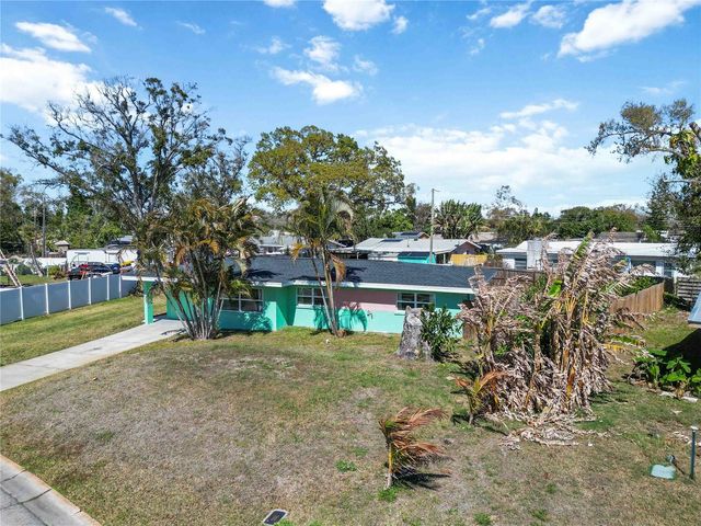 1824 RHOADES TERRACE, Sarasota, FL 34234