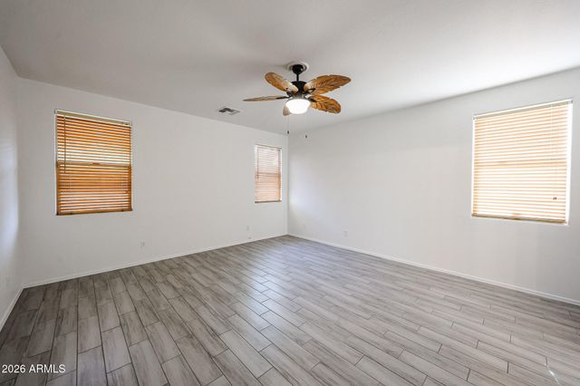 3227 W APOLLO Road, Phoenix, AZ 85041