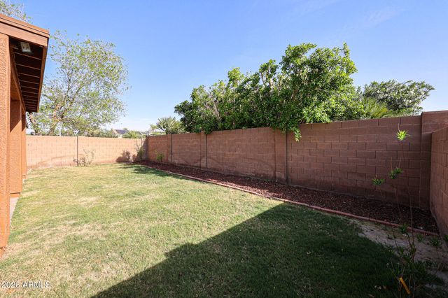 3227 W APOLLO Road, Phoenix, AZ 85041
