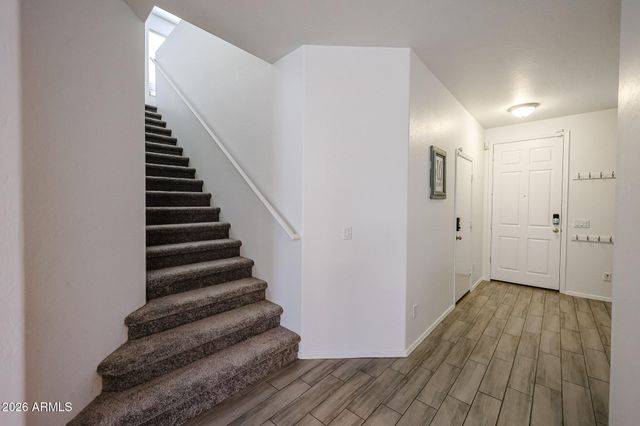 3227 W APOLLO Road, Phoenix, AZ 85041