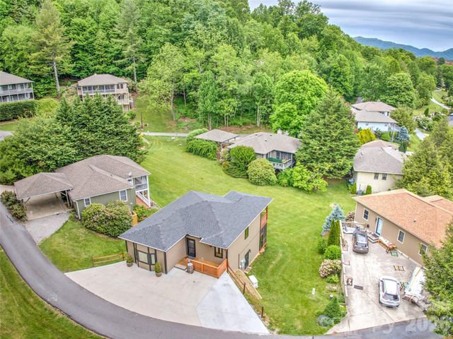 47 Winghaven Heights, Waynesville, NC 28786