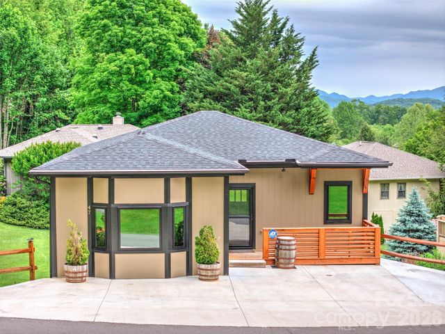 47 Winghaven Heights, Waynesville, NC 28786