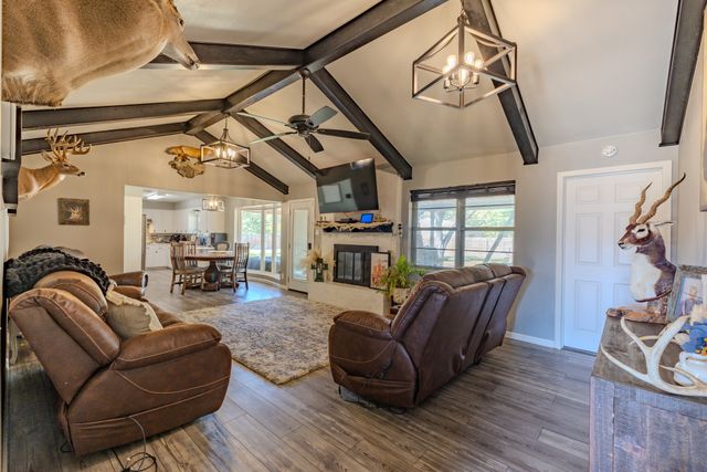 1300 Hillcrest Street, Coleman, TX 76834