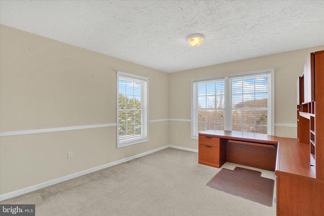 460 CHANNELL RD, New Park, PA 17352