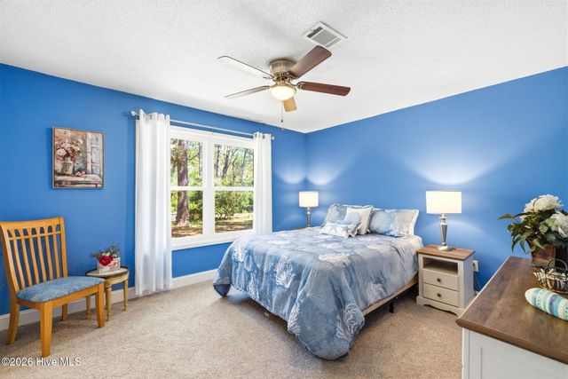 208 Yaupon Drive, Southport, NC 28461