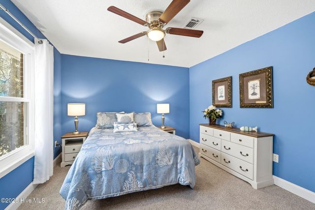 208 Yaupon Drive, Southport, NC 28461