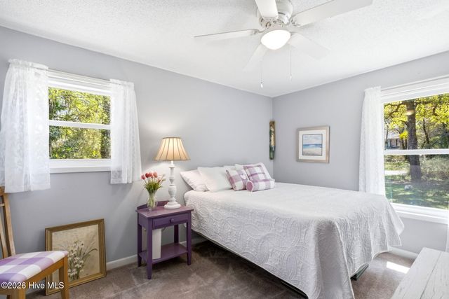 208 Yaupon Drive, Southport, NC 28461