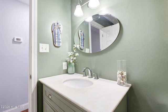 208 Yaupon Drive, Southport, NC 28461