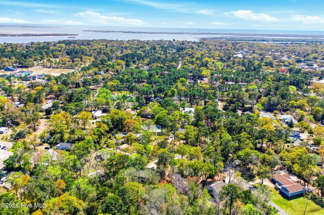 208 Yaupon Drive, Southport, NC 28461