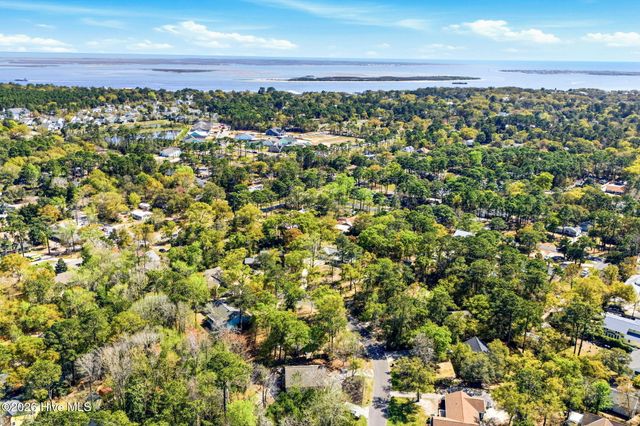 208 Yaupon Drive, Southport, NC 28461