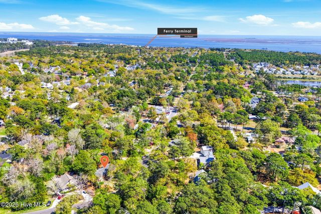 208 Yaupon Drive, Southport, NC 28461