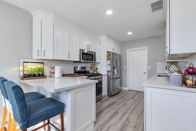 4214 E PALM Lane, Phoenix, AZ 85008