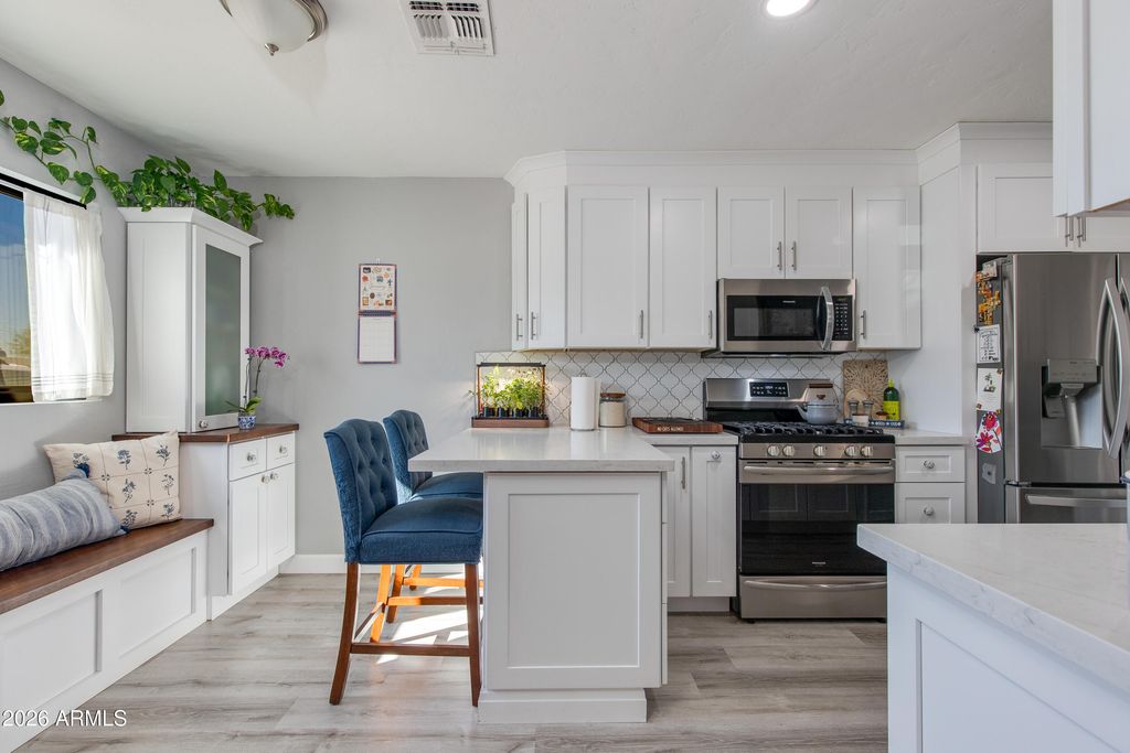 4214 E PALM Lane, Phoenix, AZ 85008