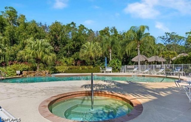 9175 Celeste DR 202, Naples, FL 34113