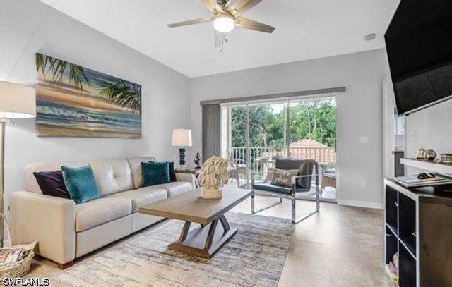 9175 Celeste DR 202, Naples, FL 34113