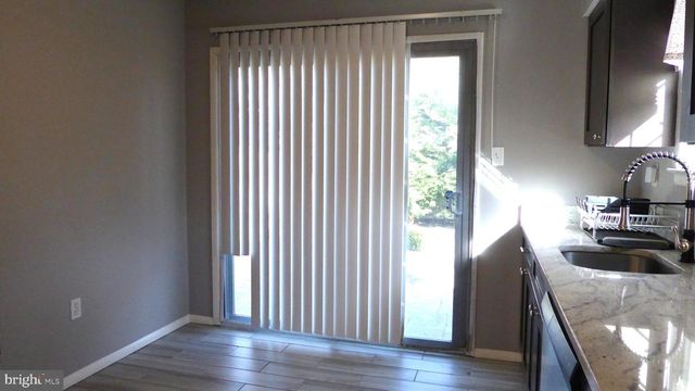 4 HAMILTON CT, Berlin, NJ 08009