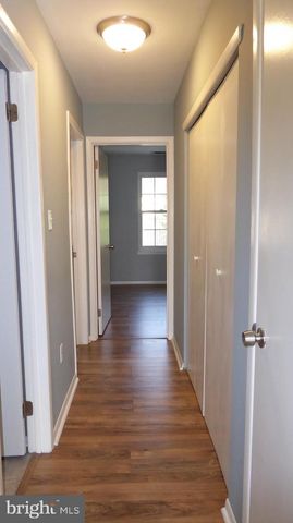 4 HAMILTON CT, Berlin, NJ 08009