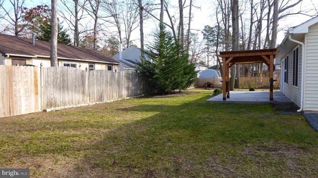 4 HAMILTON CT, Berlin, NJ 08009