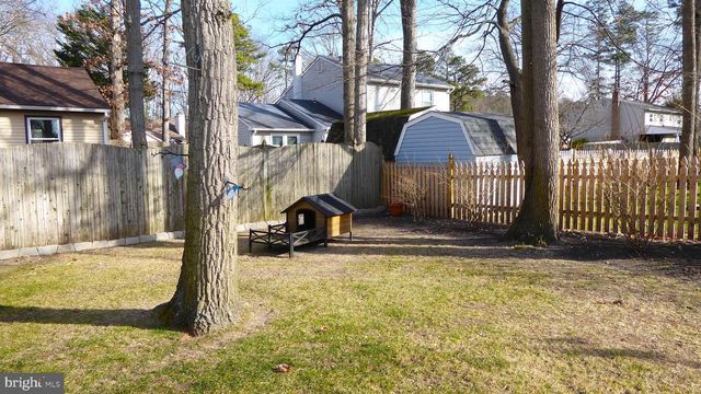 4 HAMILTON CT, Berlin, NJ 08009