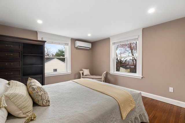 615 Neponset St, Norwood, MA 02062