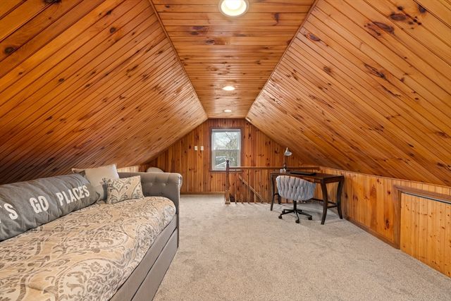 615 Neponset St, Norwood, MA 02062