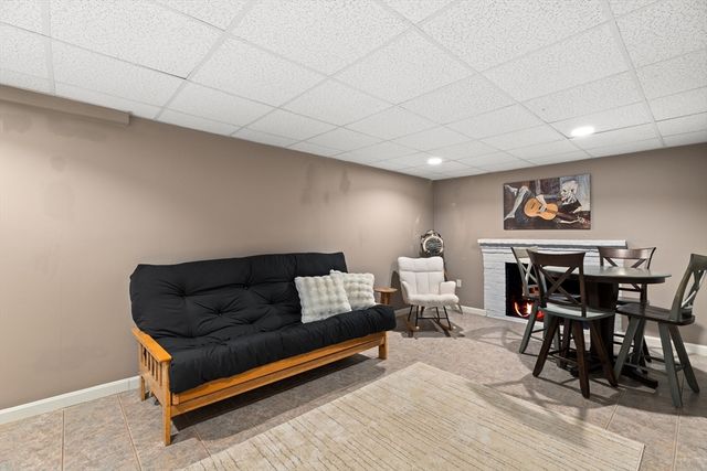 615 Neponset St, Norwood, MA 02062