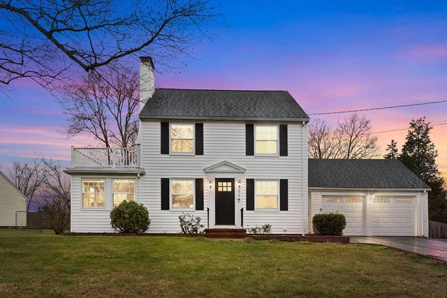 615 Neponset St, Norwood, MA 02062