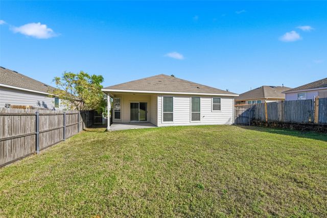 1016 Fairweather Drive, Fort Worth, TX 76120