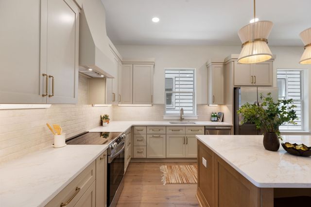 644A W Green Ln A, Nashville, TN 37207