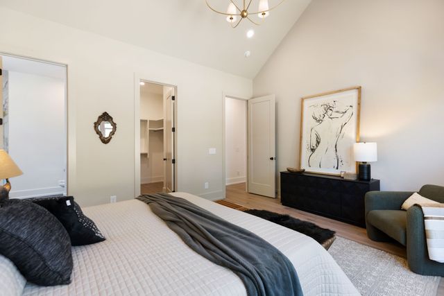 644A W Green Ln A, Nashville, TN 37207