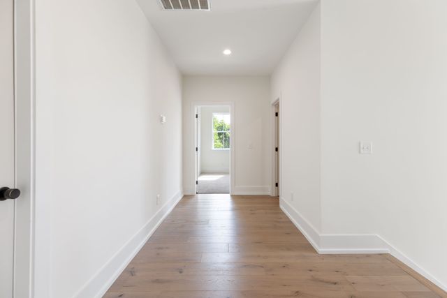 644A W Green Ln A, Nashville, TN 37207