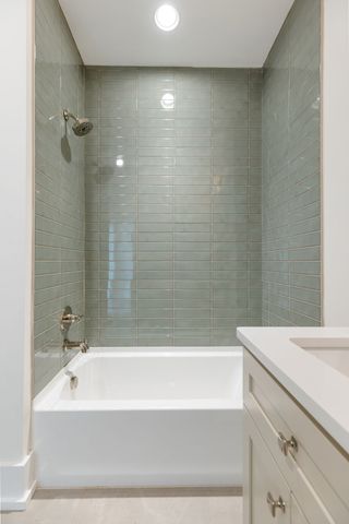 644A W Green Ln A, Nashville, TN 37207