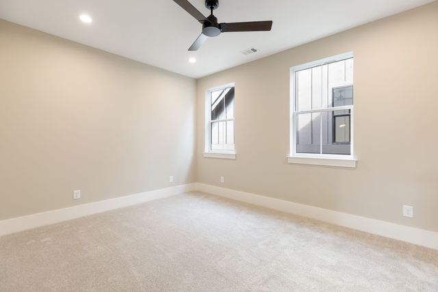 644A W Green Ln A, Nashville, TN 37207