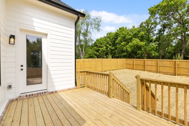 644A W Green Ln A, Nashville, TN 37207