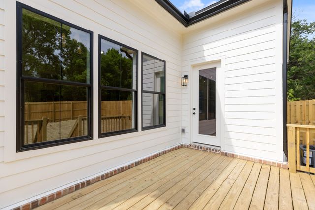 644A W Green Ln A, Nashville, TN 37207