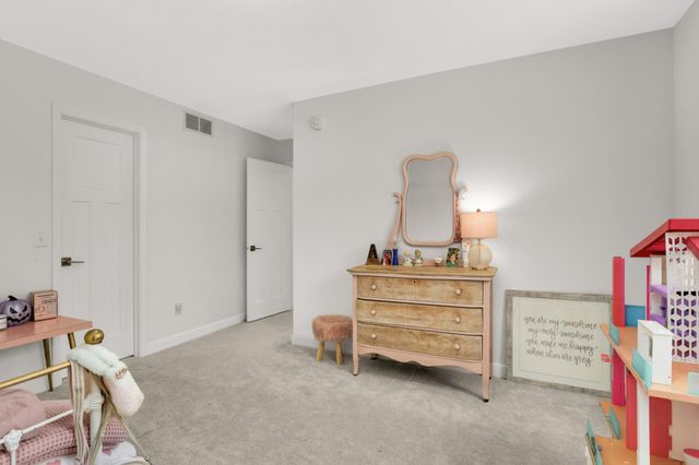 1149 74th Court W, Inver Grove Heights, MN 55077