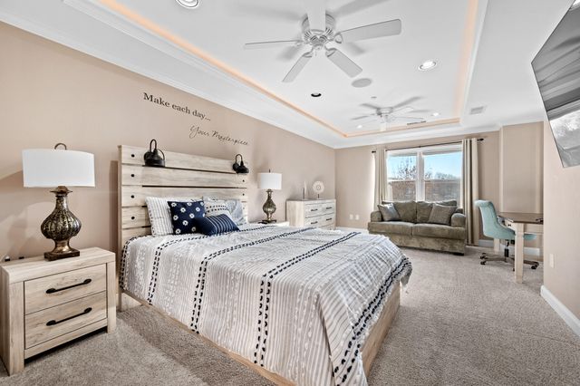 100 Bridgewater Pointe Pl Unit 102, Moneta, VA 24121