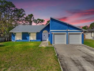 830 Garvey Road SW, Palm Bay, FL 32908