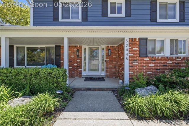 52448 Belle Arbor, Shelby Charter Township, MI 48316