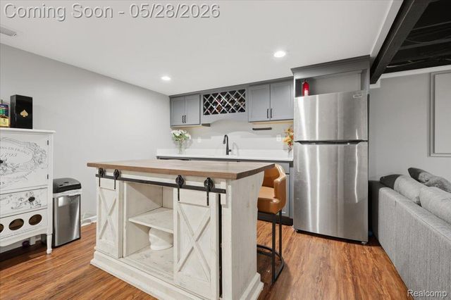 52448 Belle Arbor, Shelby Charter Township, MI 48316