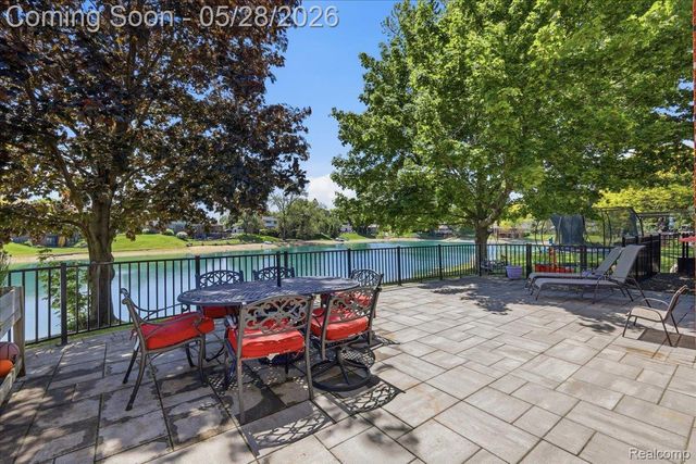 52448 Belle Arbor, Shelby Charter Township, MI 48316