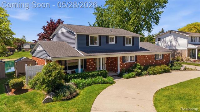 52448 Belle Arbor, Shelby Charter Township, MI 48316