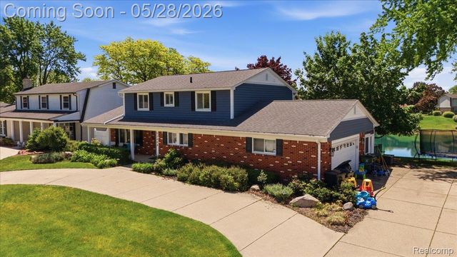 52448 Belle Arbor, Shelby Charter Township, MI 48316