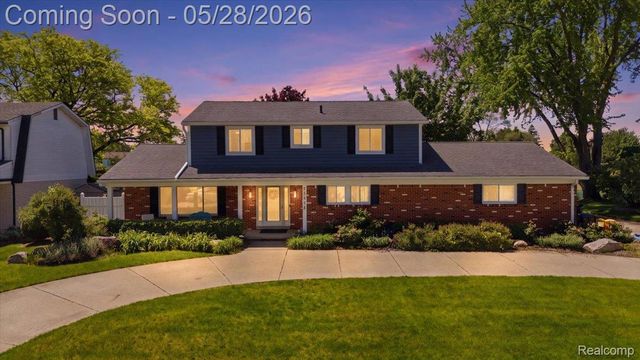 52448 Belle Arbor, Shelby Charter Township, MI 48316