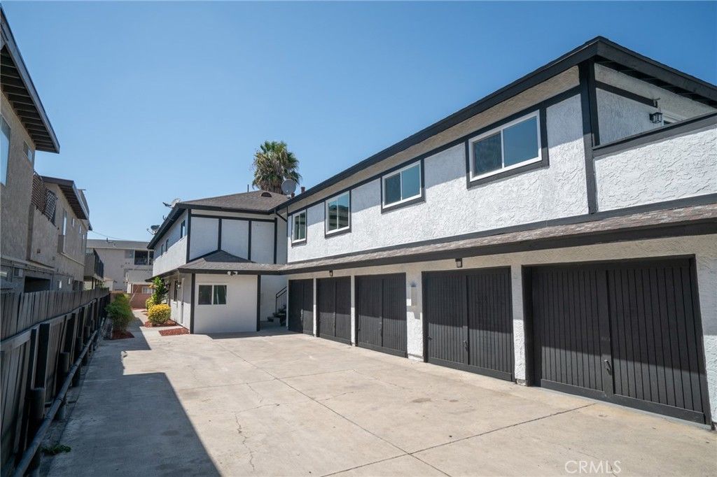 810 S Flower, Santa Ana, CA 92703 — photo 2