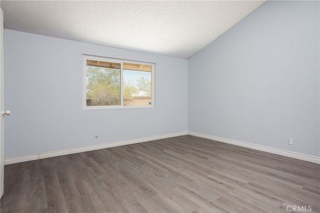 21108 79th, California City, CA 93505