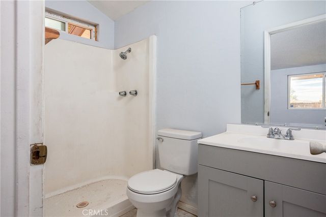 21108 79th, California City, CA 93505